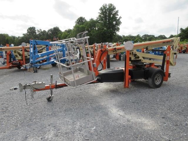 2018 JLG T350
