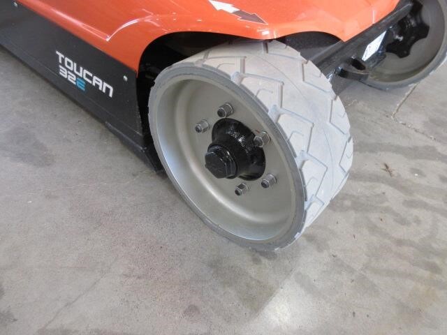 2025 JLG Toucan 32E-14