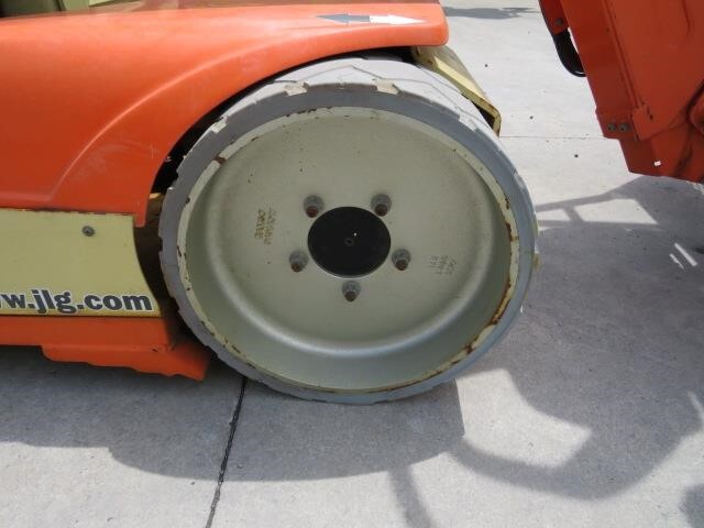 2017 JLG Toucan 32E-9