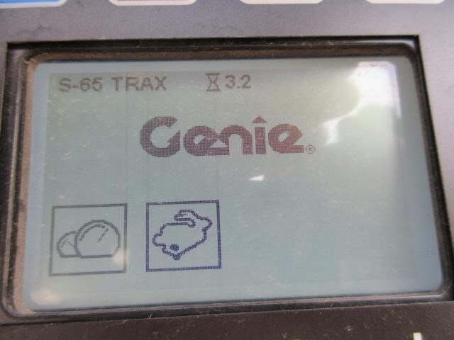 2025 Genie S-65 Trax-34