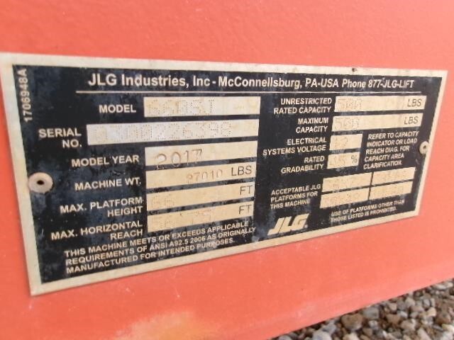 2017 JLG 660SJ-23