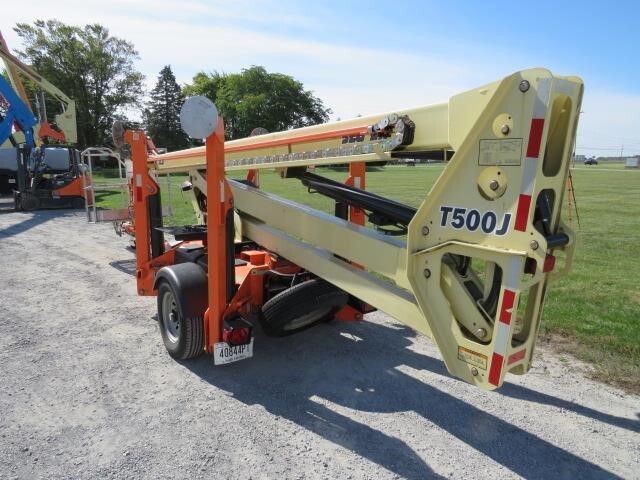 2018 JLG T500J-8