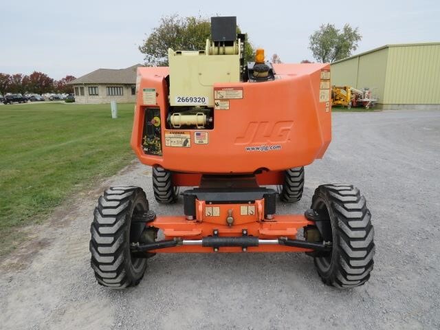 2018 JLG 340AJ-7