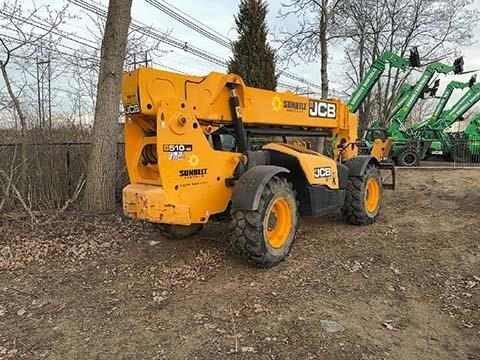 2017 JCB 510-56-7