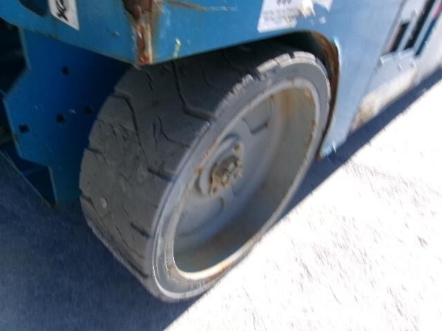 2018 Genie GS-3246-8