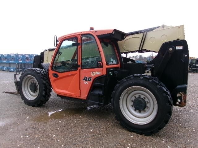 2018 JLG 742-2
