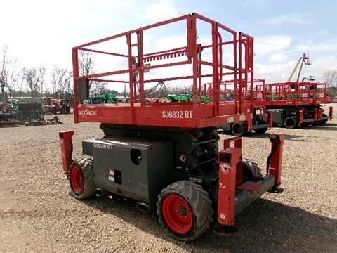 2019 Skyjack SJ-6832RT-4