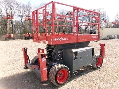 2019 Skyjack SJ-6832RT-3