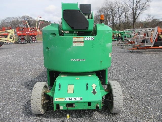 2015 JLG E400AJPN-18