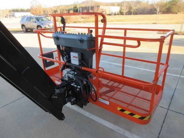 2025 JLG 660SJ-21