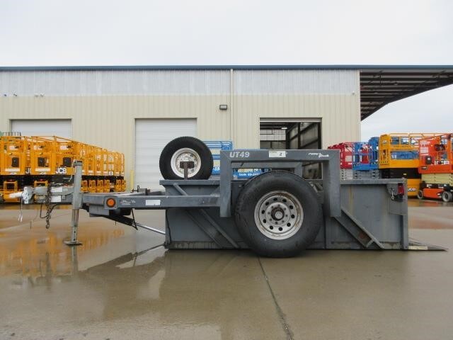 2012 JLG UT49-11