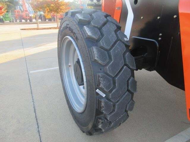 2025 SkyTrak 8042-12