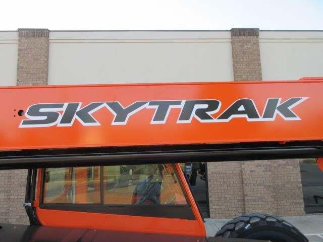 2025 SkyTrak 10054-44