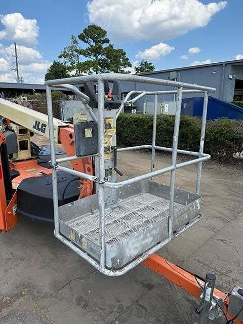 2018 JLG T350-17