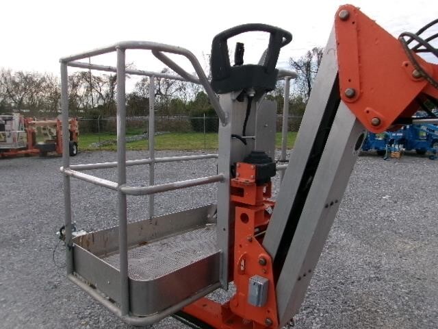 2019 JLG T500J-10