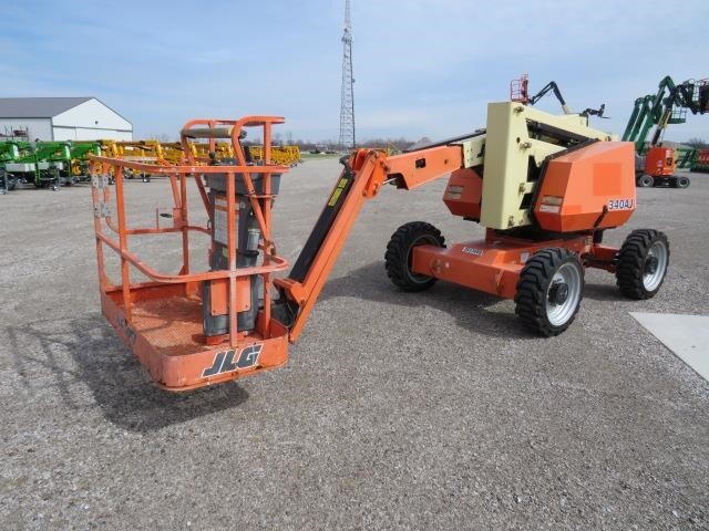 2018 JLG 340AJ-2