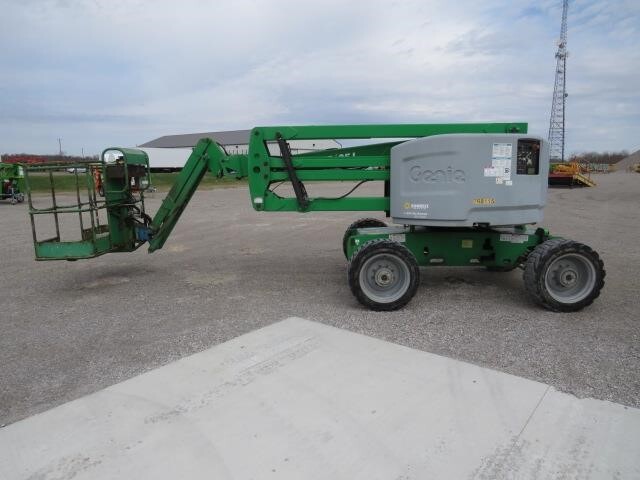 2015 Genie Z-45/25J RT