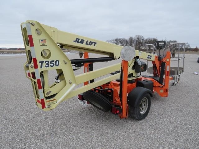 2019 JLG T350-4