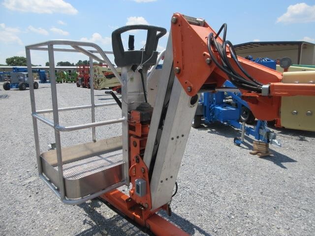 2018 JLG T500J-8