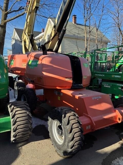2017 JLG 400S