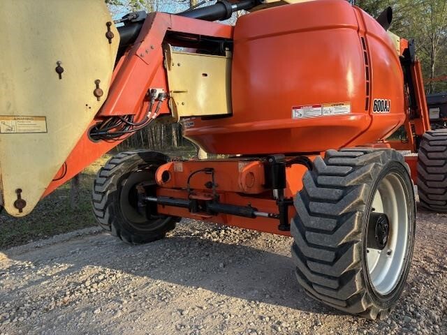 2016 JLG 600AJ-10