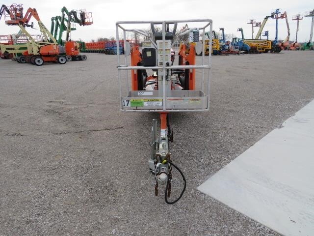2019 JLG T350-3
