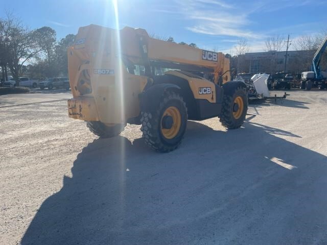 2019 JCB 507-42-4