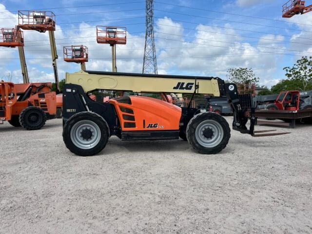 2024 JLG 742-6