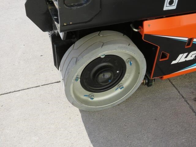2026 JLG ES1932-14