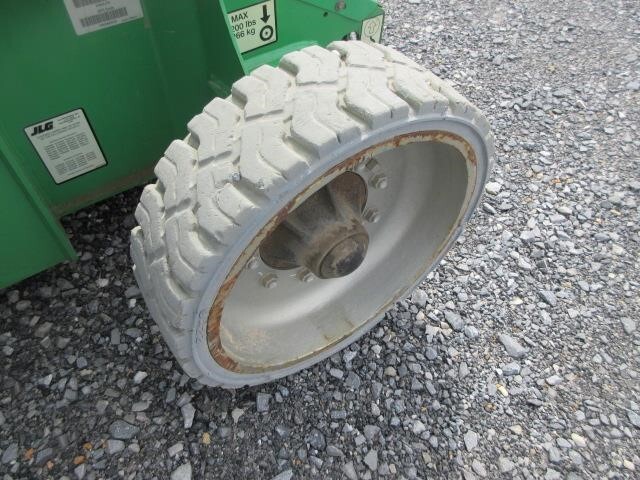 2015 JLG E400AJPN-14