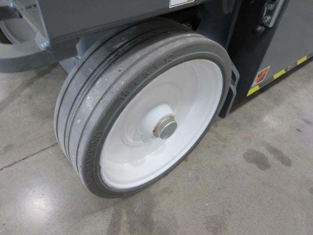 2025 Skyjack SJ-3220-8