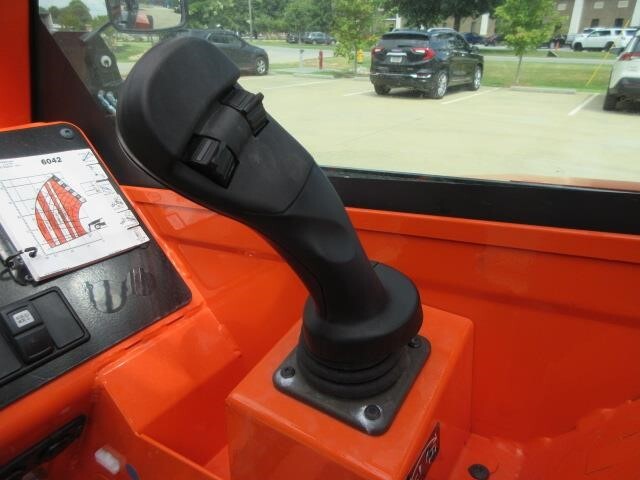 2025 SkyTrak 6042-25