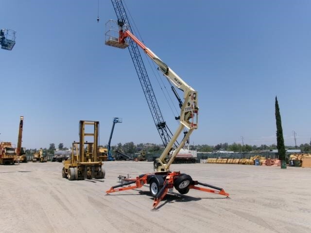 2018 JLG T350-21