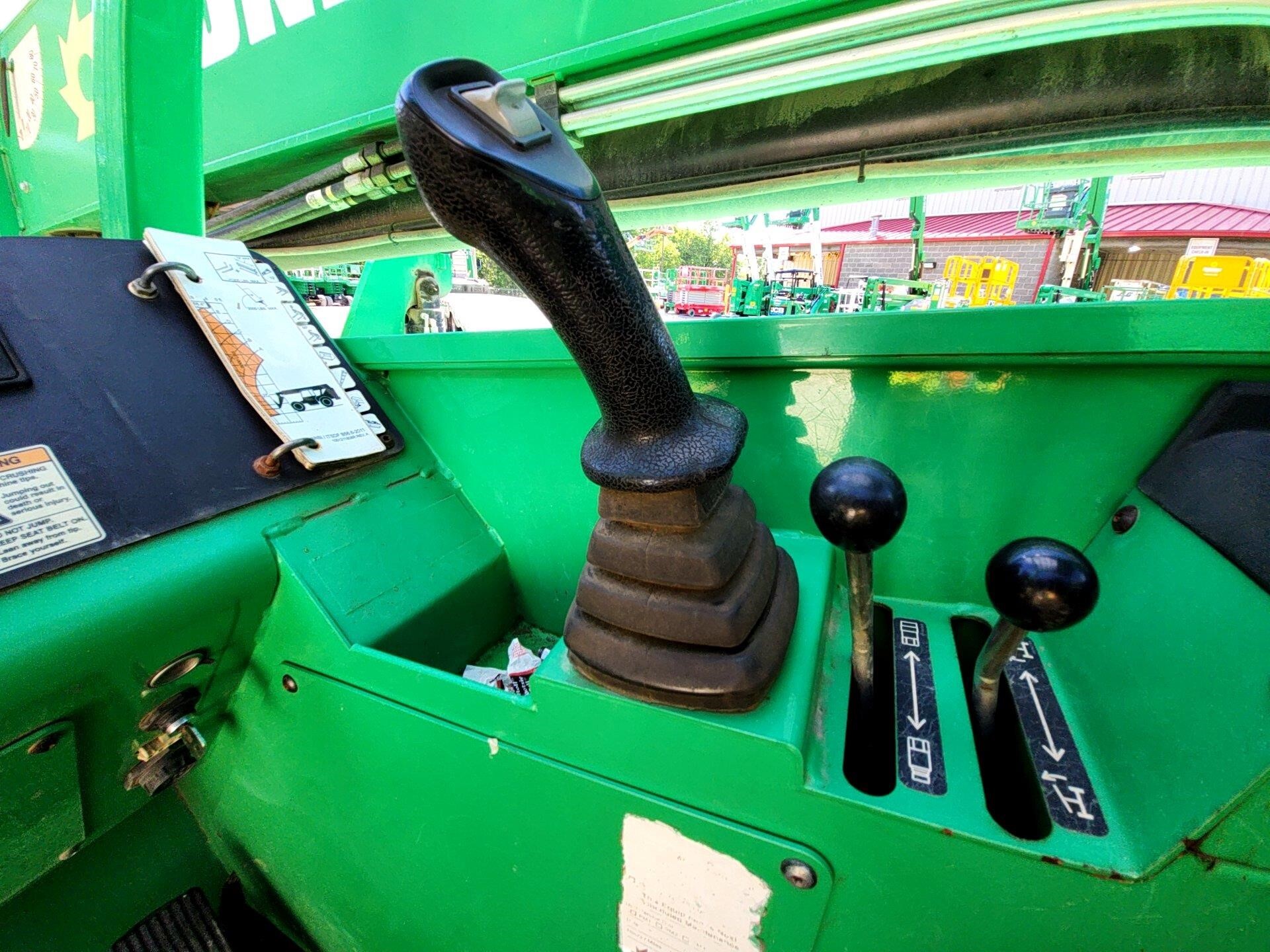 2016 SkyTrak 6042-28