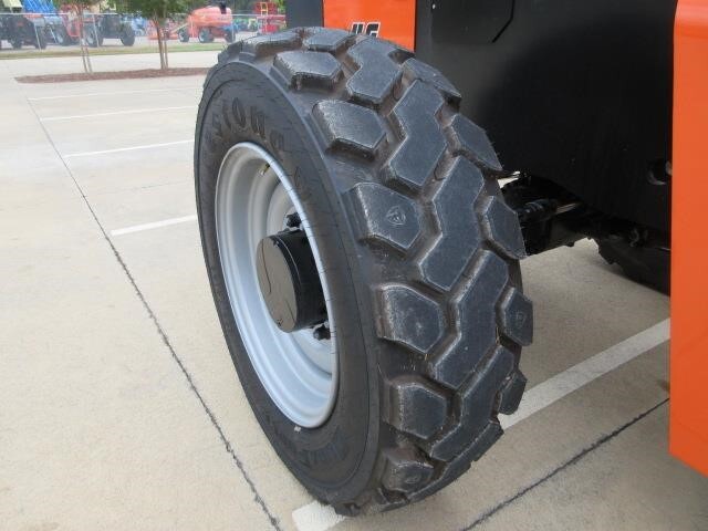 2025 SkyTrak 10054-14