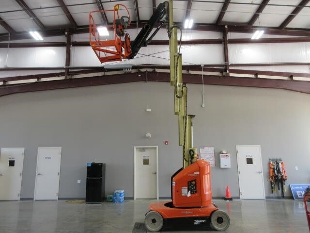 2025 JLG Toucan 32E-21
