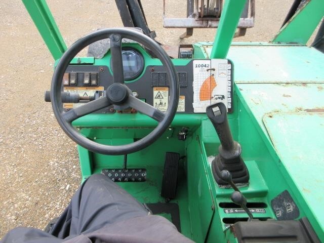 2016 SkyTrak 10042-21