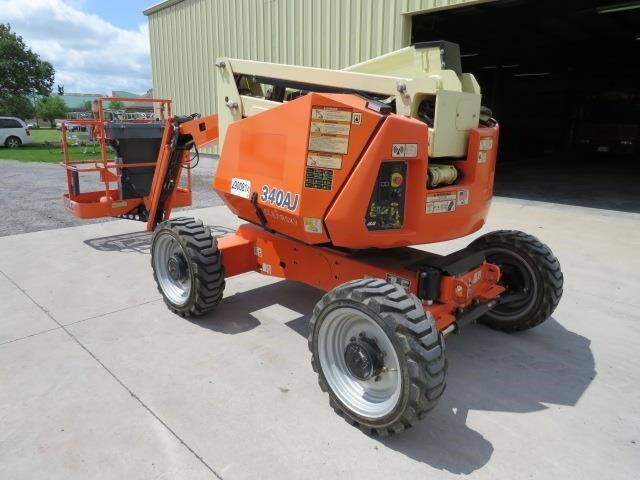 2019 JLG 340AJ-2