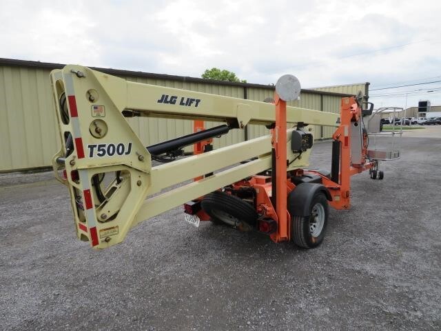 2018 JLG T500J-8
