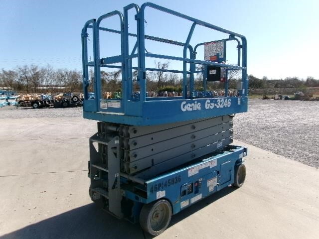 2018 Genie GS-3246-3