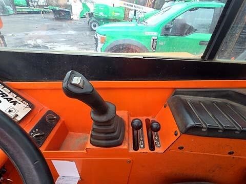 2017 SkyTrak 6042-27