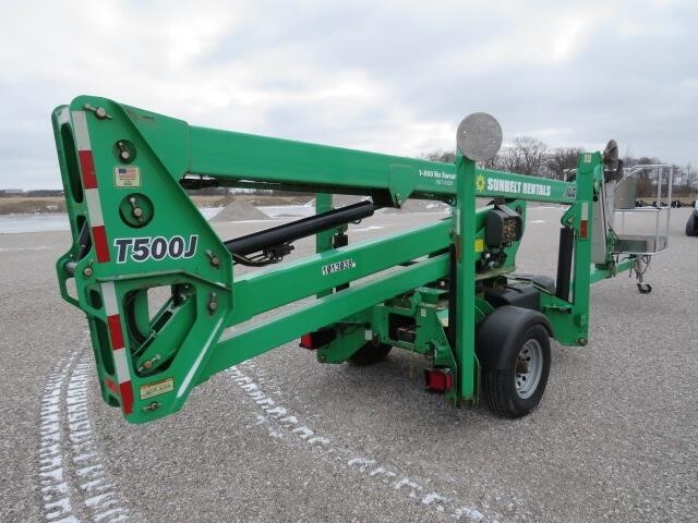 2017 JLG T500J-3