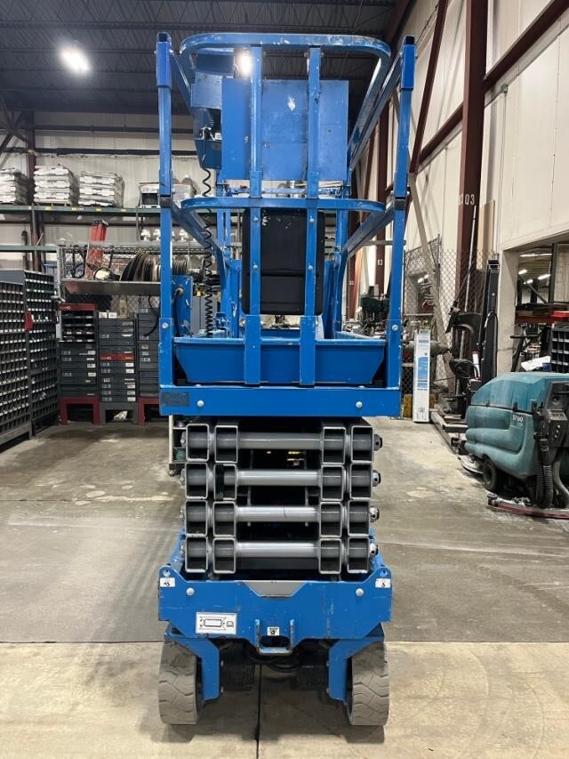 2019 Genie GS-3232-2