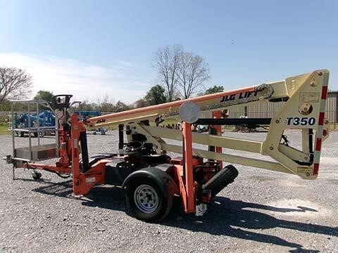 2019 JLG T350-4