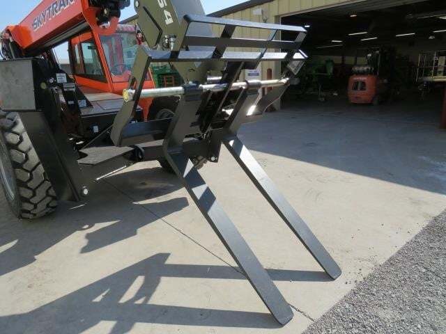 2025 SkyTrak 10054-13