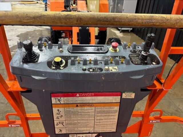 2018 JLG 340AJ-10