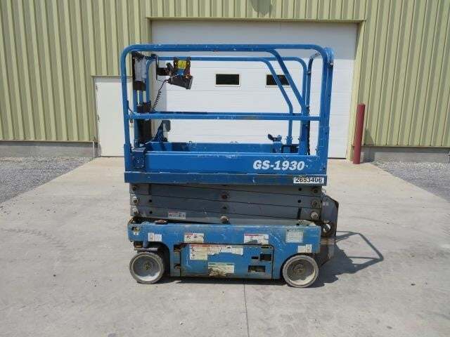 2018 Genie GS-1930