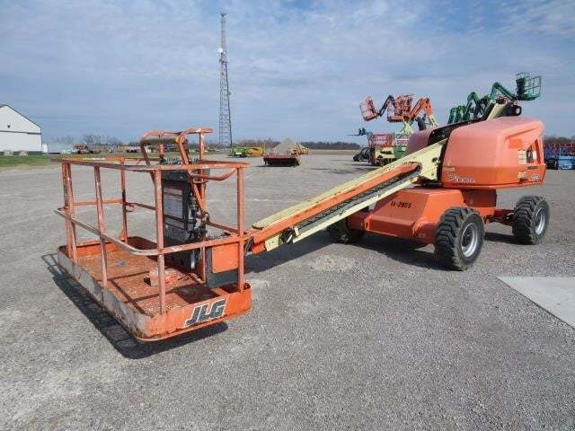 2017 JLG 400S-2