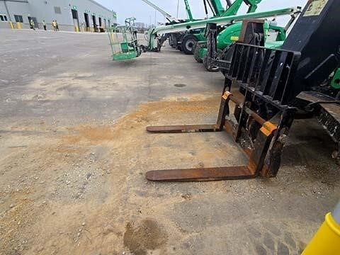 2016 SkyTrak 10054-30