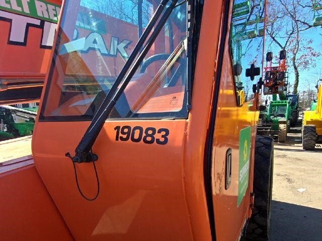 2016 JLG 6042-15